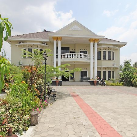 Reddoorz Near Umy Yogyakarta Hotel Ngabean Kültér fotó
